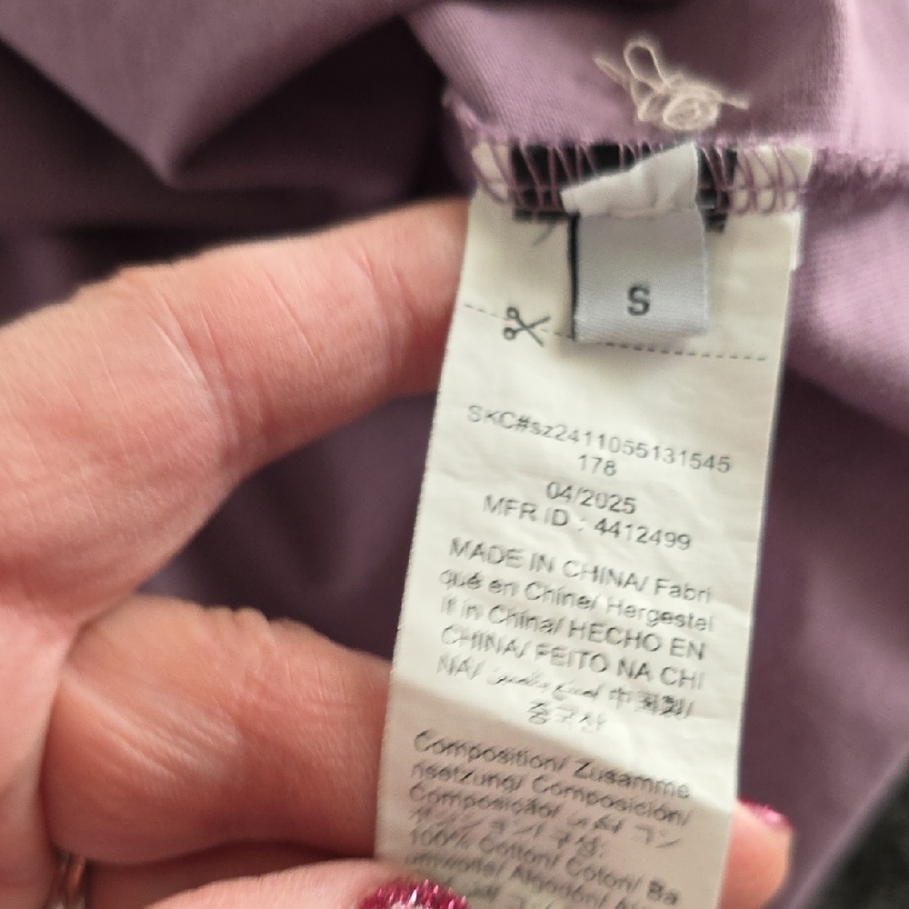 NWOT BellanBlue Oversized Small Purple Top with Blue and Cream Heart Patchwork - Picture 10 of 10